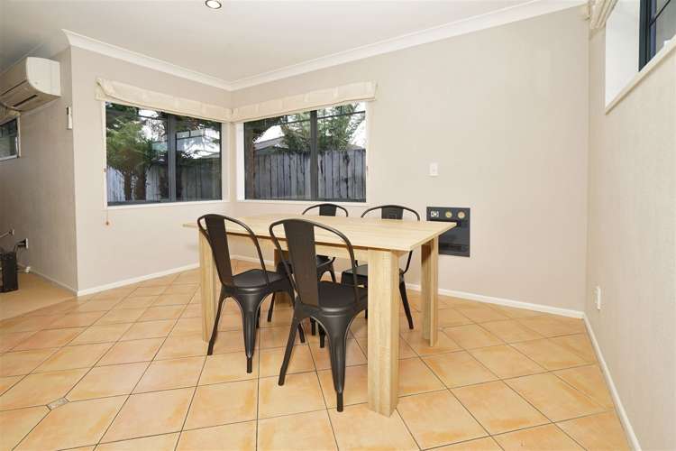 14 Blairgowrie Place Rototuna North_6