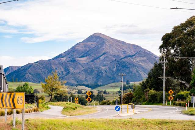 1/Lot Cnr Albert Town-Lake Hawea and Templeton St Albert Town_3