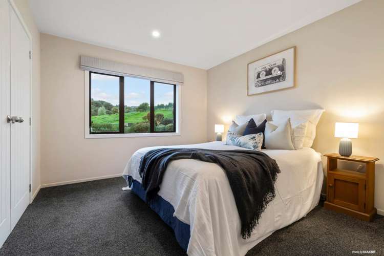 139 Chamberlain Road Bombay_13