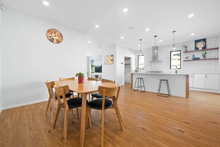 2 Gemscott Crescent Huapai_6