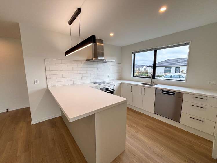 56 Comer Street 1447_1