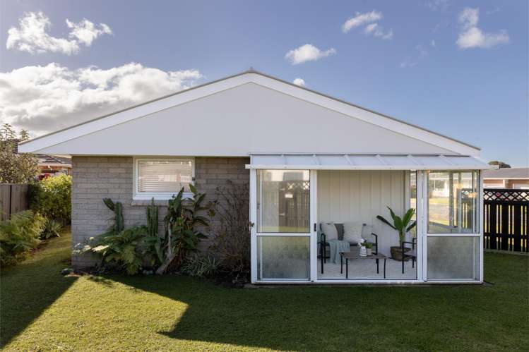 39 Cherrywood Drive Otumoetai_12