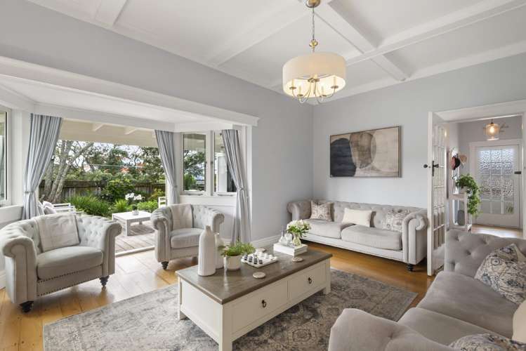 41 Lake Road Devonport_6