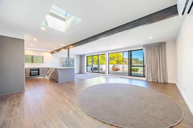 Modern Luxury in the Heart of Epsom