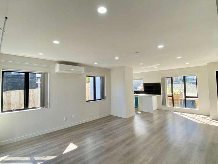 14 Kohuora Lane Papatoetoe_8