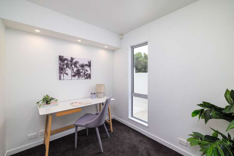 2/272 Marine Parade New Brighton_8