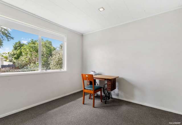 47 Keegan Drive Massey West_4