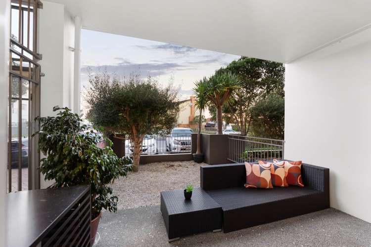 86a Michael Jones Drive Flat Bush_5