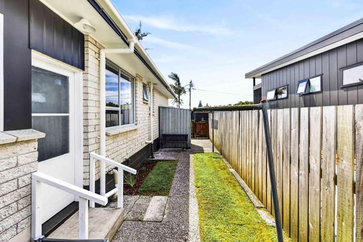 1A Melanie Place Orewa_18