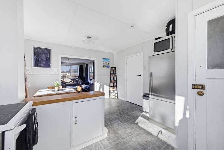 22 Brookes Terrace Waitara_6