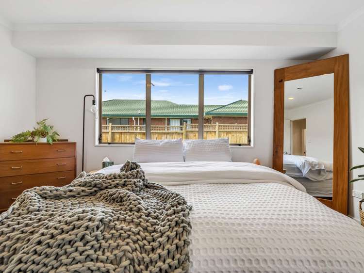 88 Dixon Road Glenview_21