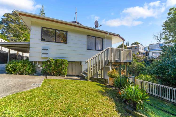 95B Fairclough Road Beach Haven_21