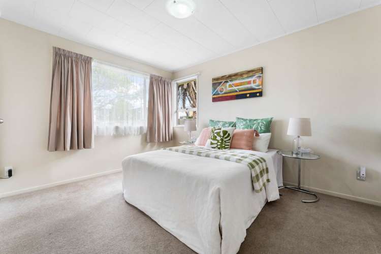 96 Beach Road Te Atatu Peninsula_12