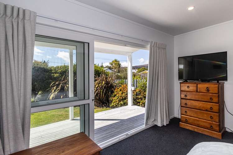 4 Tongariro Place Waimarino_12