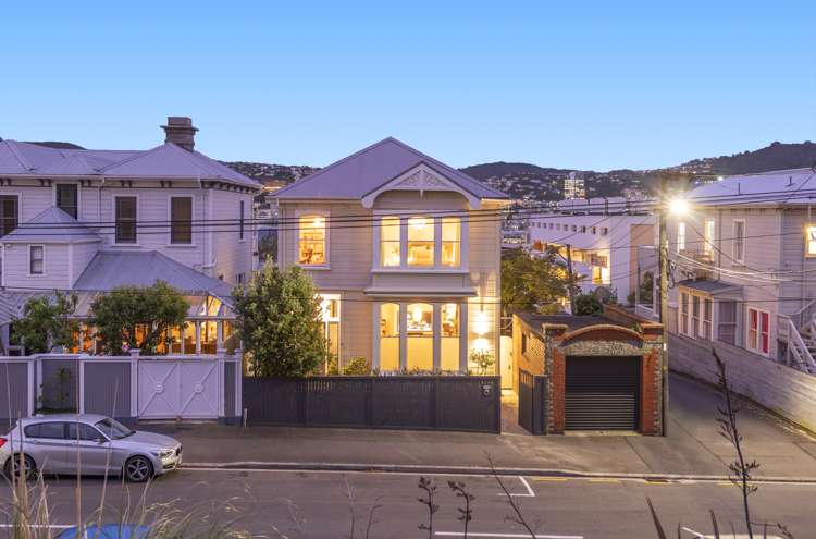 18 Austin Street Mount Victoria_17