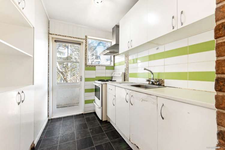 9/26 Islington Avenue New Lynn_8