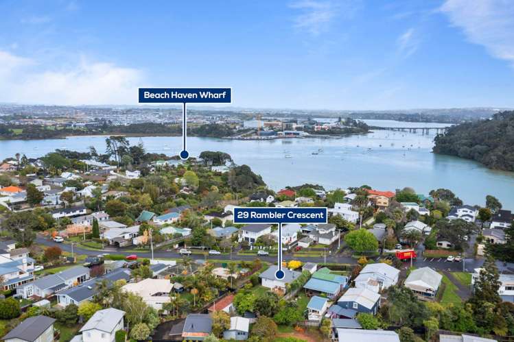 29 Rambler Crescent Beach Haven_12