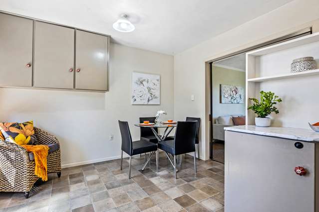 1 / 1A Brentwood Street Parklands_3