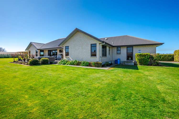 16 Arowhenua Station Road Kerrytown_40