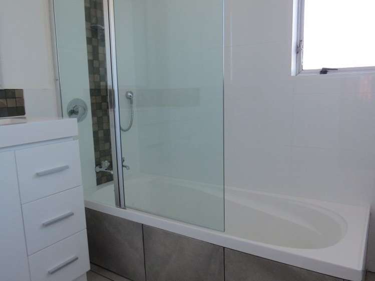 10 Tait Place Carterton_16