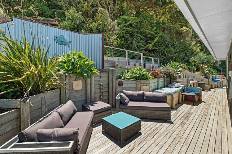 143 Oakura Road Oakura Coast_13