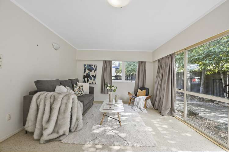 2/16 Rangitoto Terrace Milford_5