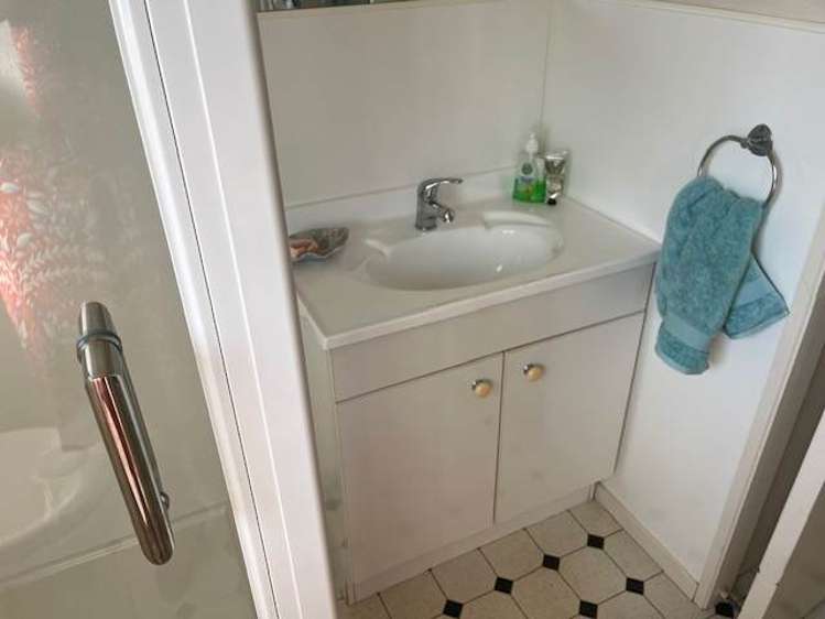 3/29 Pine Road Orewa_9