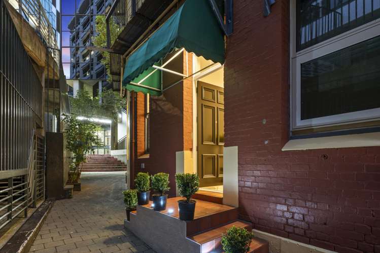 G3/3 Plimmers Steps Wellington Central_24