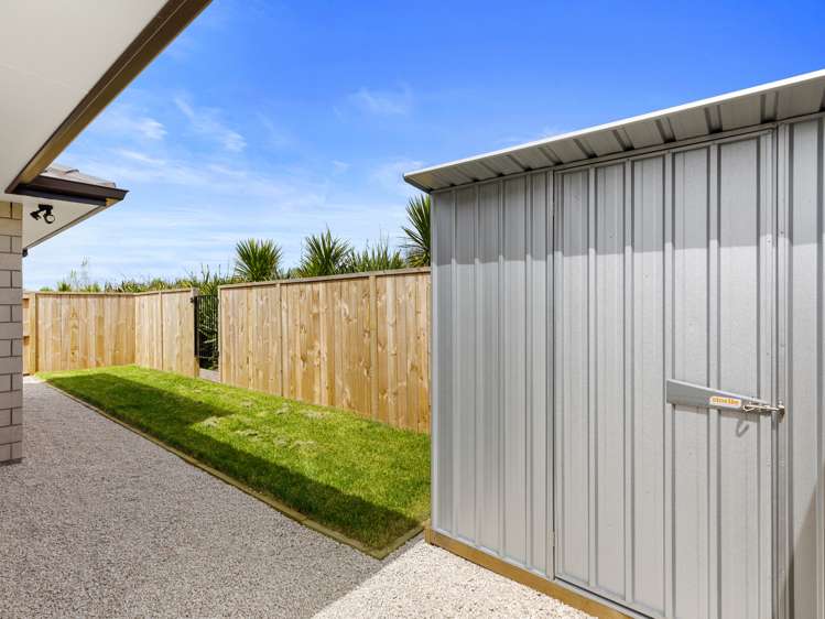 77 Hills View Drive Papamoa_13