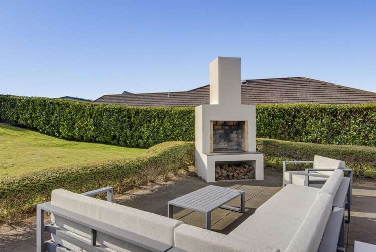 8 Rae Lane Paraparaumu Beach_32