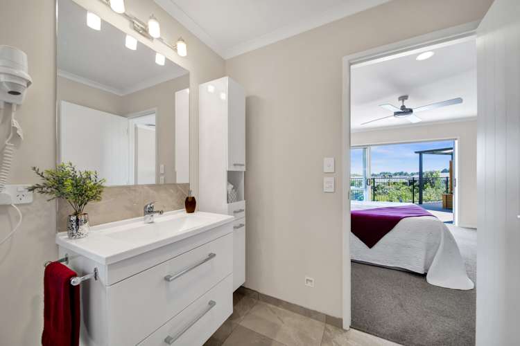 5 Condor Crescent Waiwhakaiho_13