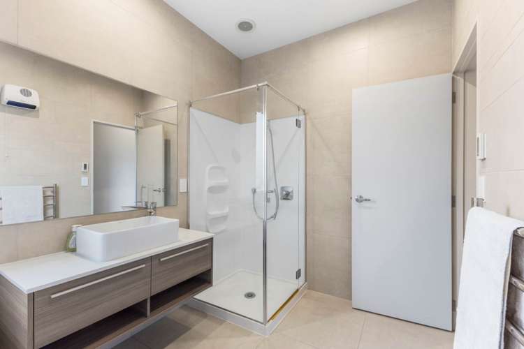 8 Kaiawa Street Beachlands_37