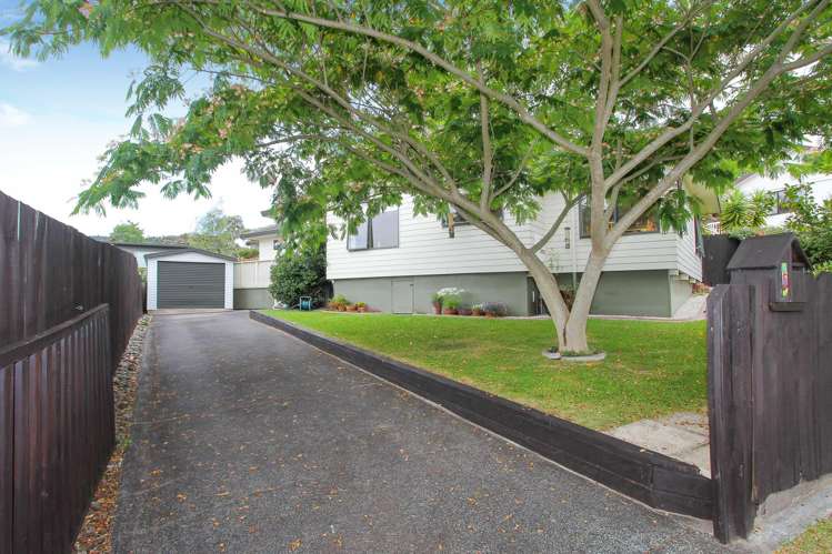 5 John Webster Place Glen Eden_16