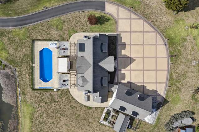 Unrivalled Karaka Estate