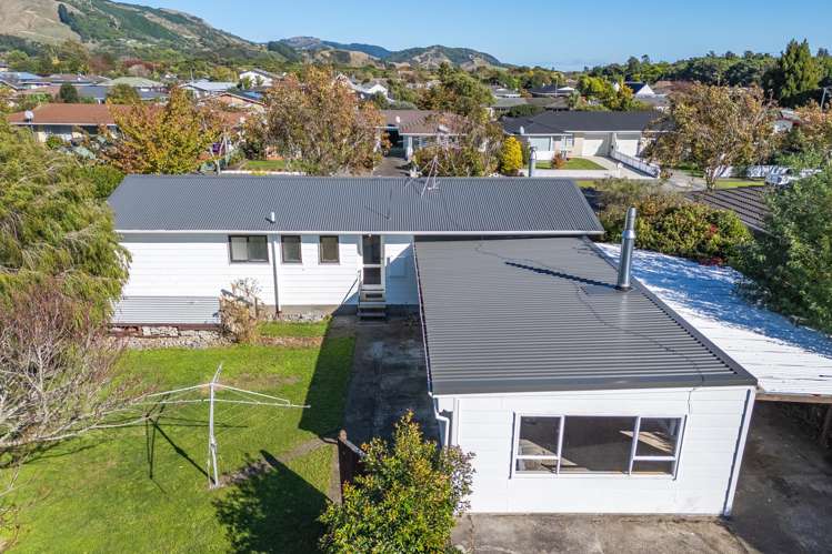 8 Andrew Street Waikanae_21