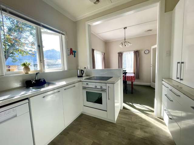 1010 Glenhope Street 10487_4