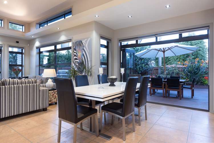 30 Contour Avenue Pyes Pa_7