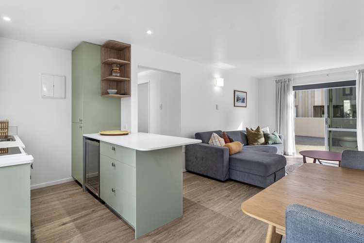 2/21 The Mall Mount Maunganui_8