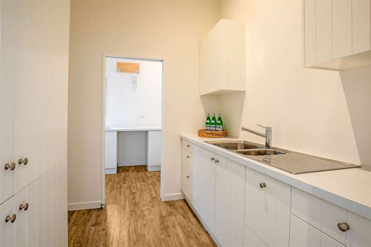 7 Oaks Drive Lincoln_19