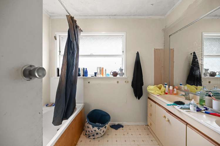 22 May Street Hamilton East_11