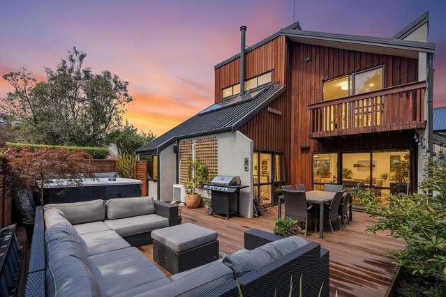 Holmcroft Haven - Where Lifestyle Meets Location