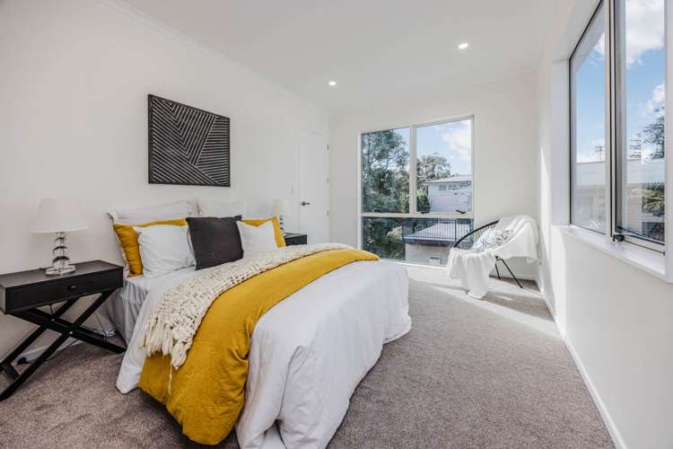 4c Collie Street Hill Park_12