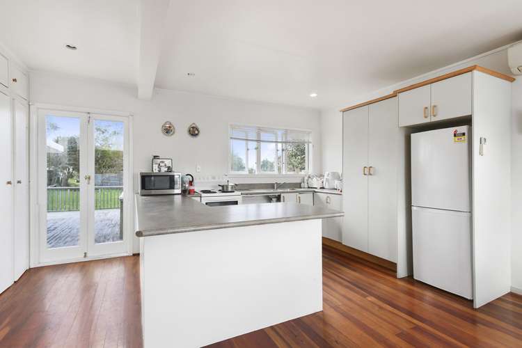 24 Parker Avenue New Lynn_4