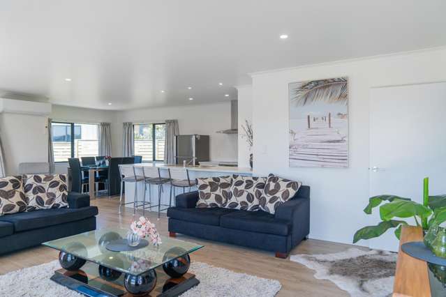 4 Fred Harsant Drive Cooks Beach_1