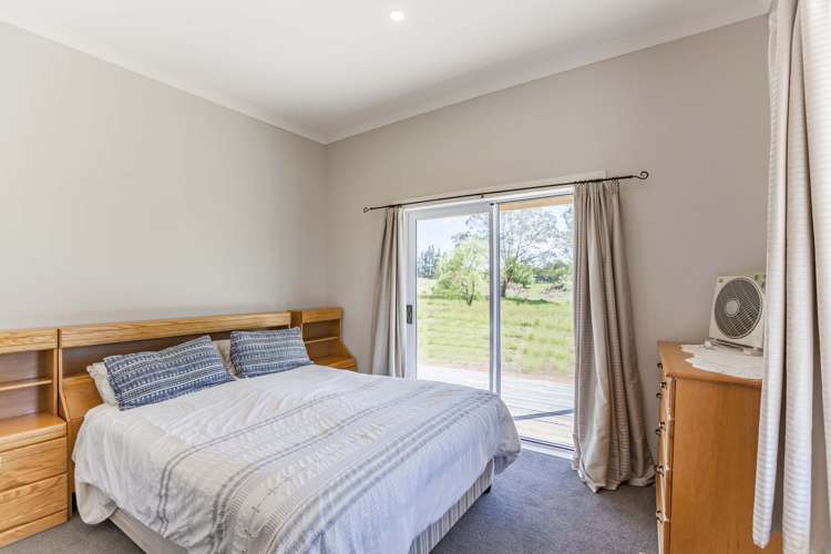 302 White Road Waipawa_7