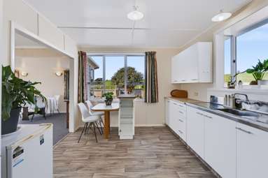 84 Ohanga Road_3