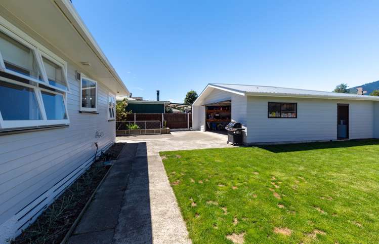 323 Nayland Road Stoke_19