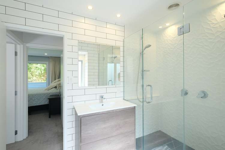 188 Hutchinson Avenue New Lynn_10