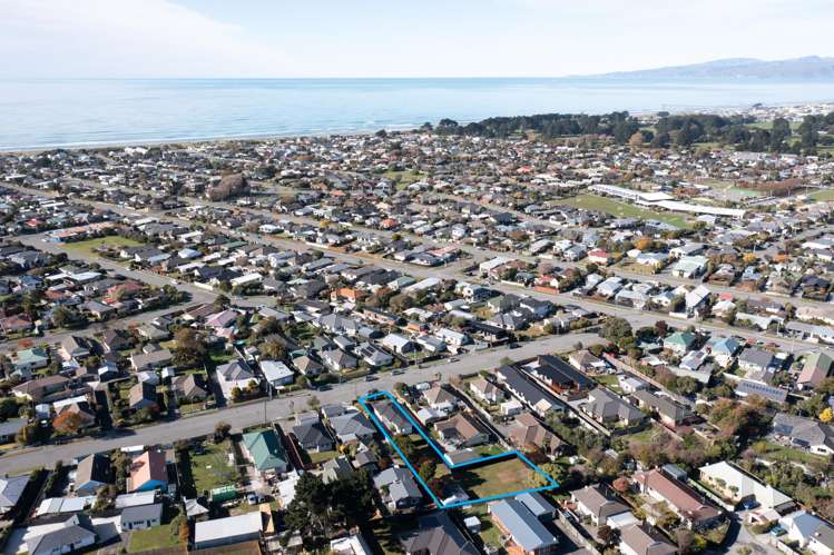 17 Woodgrove Avenue North New Brighton_24