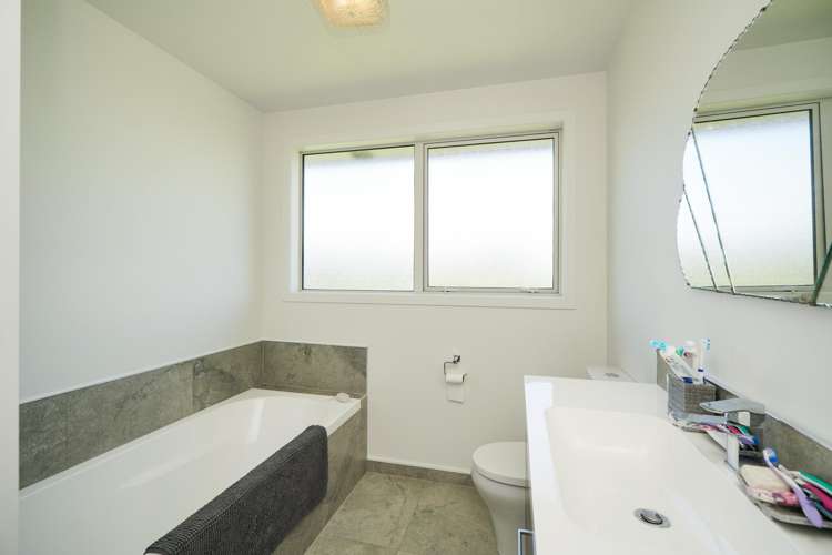 20 Bonnies Chance Seaward Bush_22